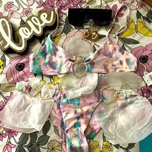 BEACH BUNNY SWIMWEAR NADIA LOVE SKIMPY BOTTOM(XS)& LEXI LOVE BRALETTE(S)💕